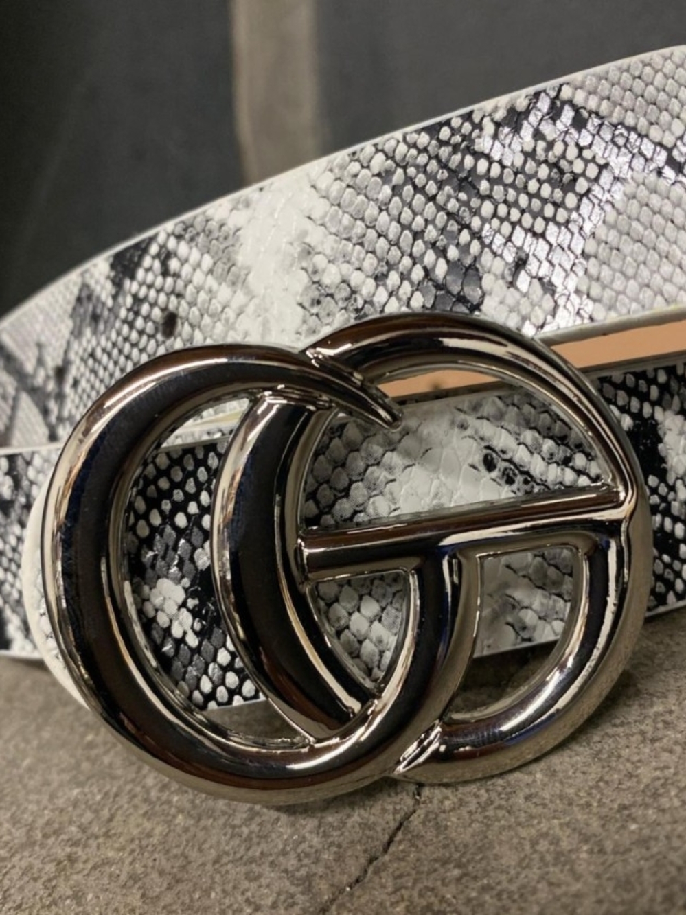 Designer-Inspired White Snake Print Belt with Silver Double Ring Buckle